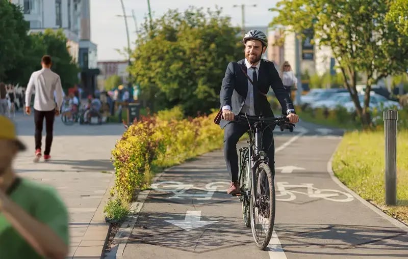 The Urban MULTI Evo counts pedestrians, cyclists and scooters on the same lane.